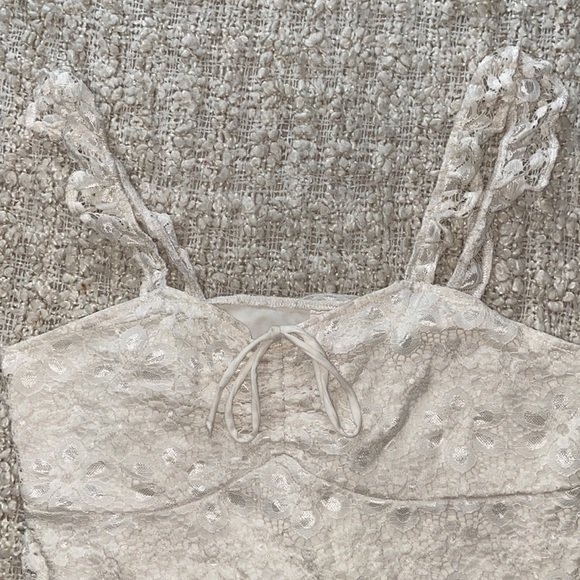 Lace Blouse - Picture 3 of 6